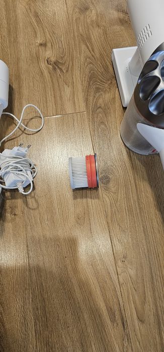 Odkurzacz pionowy Dreame V9P ze stacją dokującą