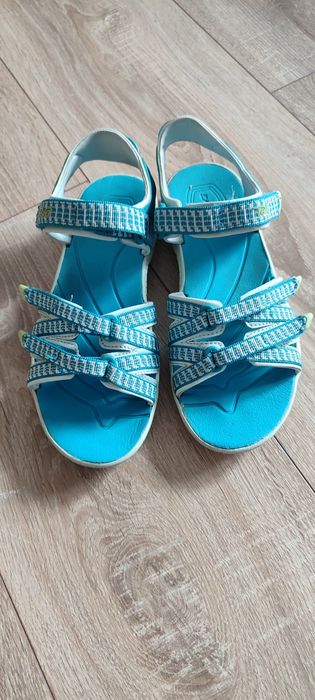 Дитячі босоніжки Teva 35