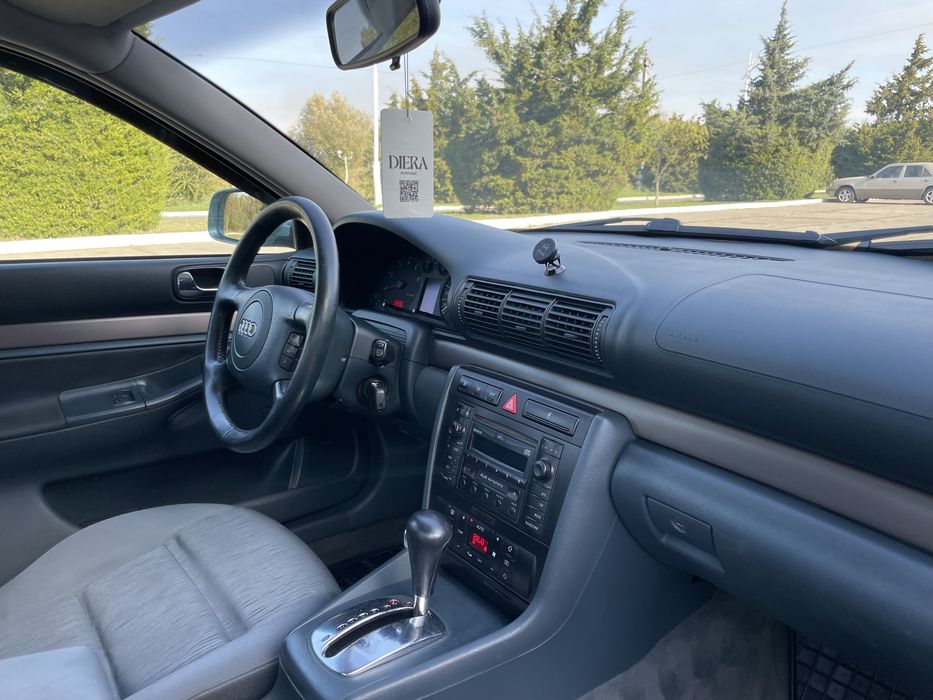 AUDI A4 1.8 Автомат Газ/Бензин