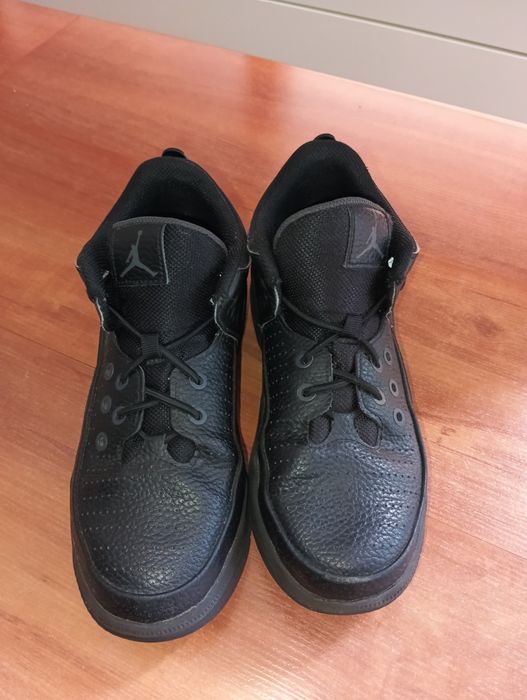 Buty Jordan Max Aura 5 rozmiar 36,6 ( wkładka 23,5 cm )