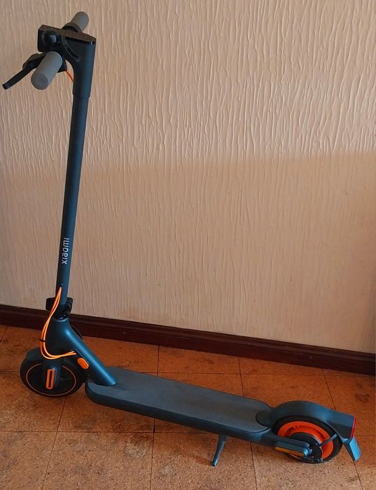 Trotinete XIAOMI electric Scooter 4 GO