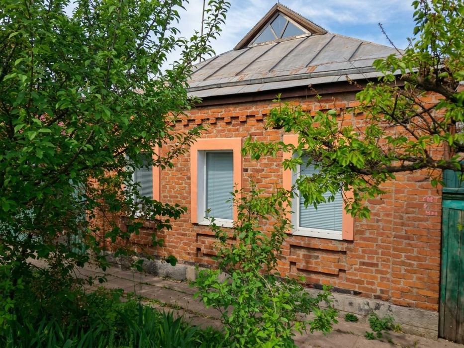 Продаж будинку, 55м2, м. Берестин, вул. Вишнева, всі комунікації