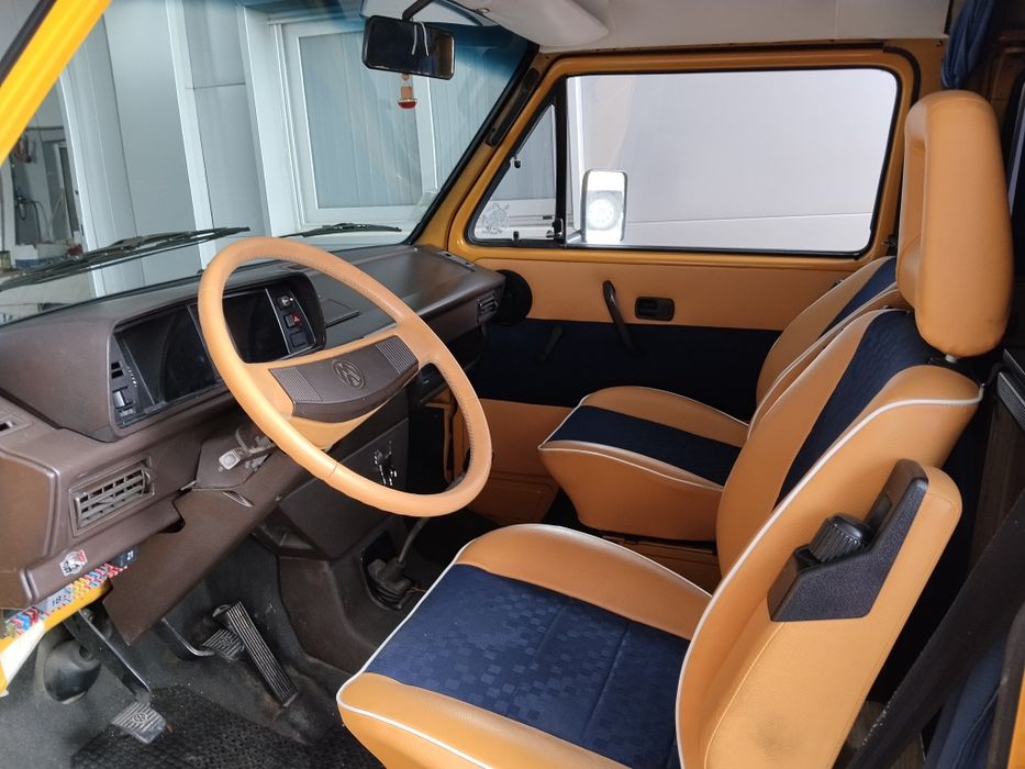 Volkswagen Transporter T3 Camper Carthago – 1988