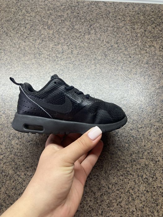 Дитячі кросівки Nike розмір 25