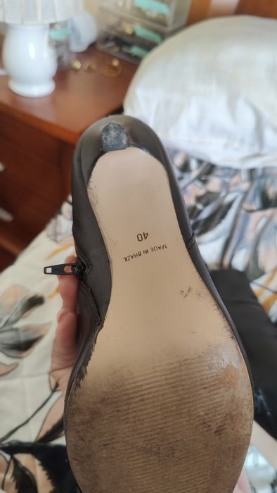 Bota de couro legítimo