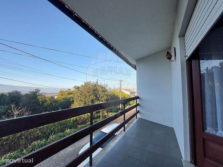 Moradia T3 para arrendamento