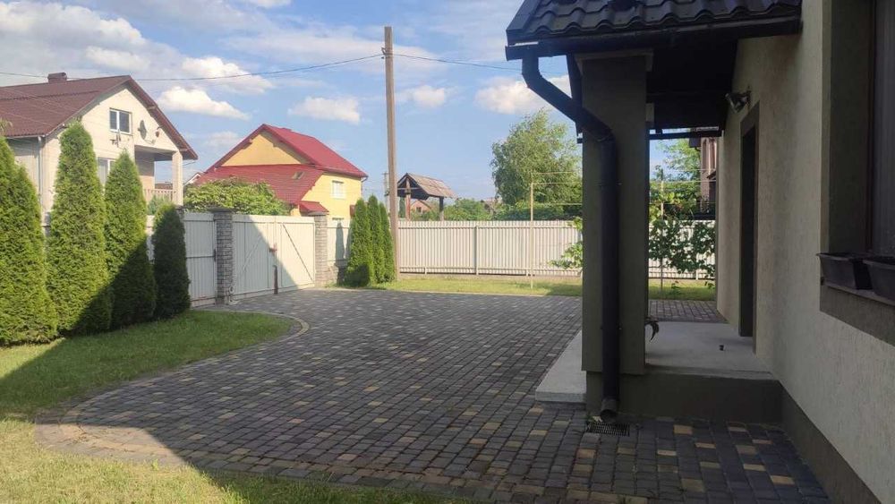 Сучасний особняк