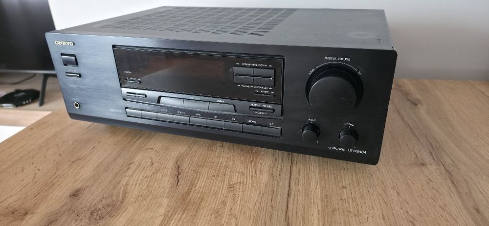 Amplituner Onkyo TX-DS484 5.1
