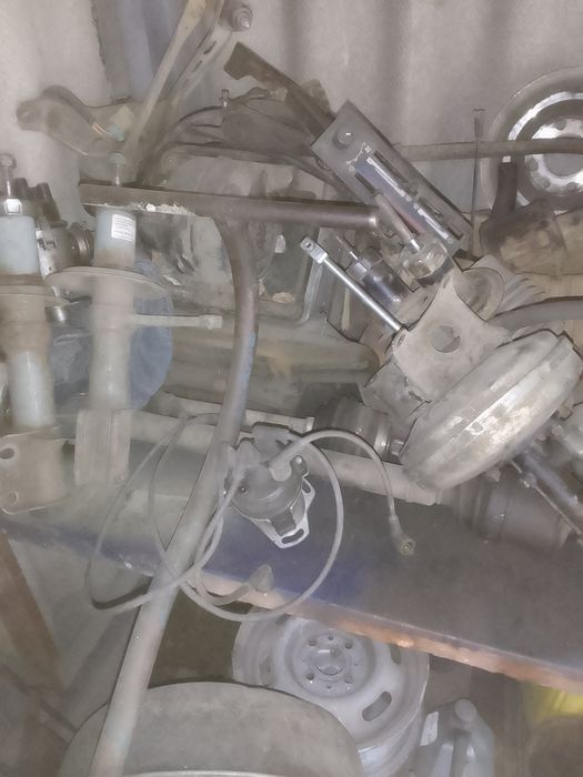 Руль з 21099 и другие запчасти.