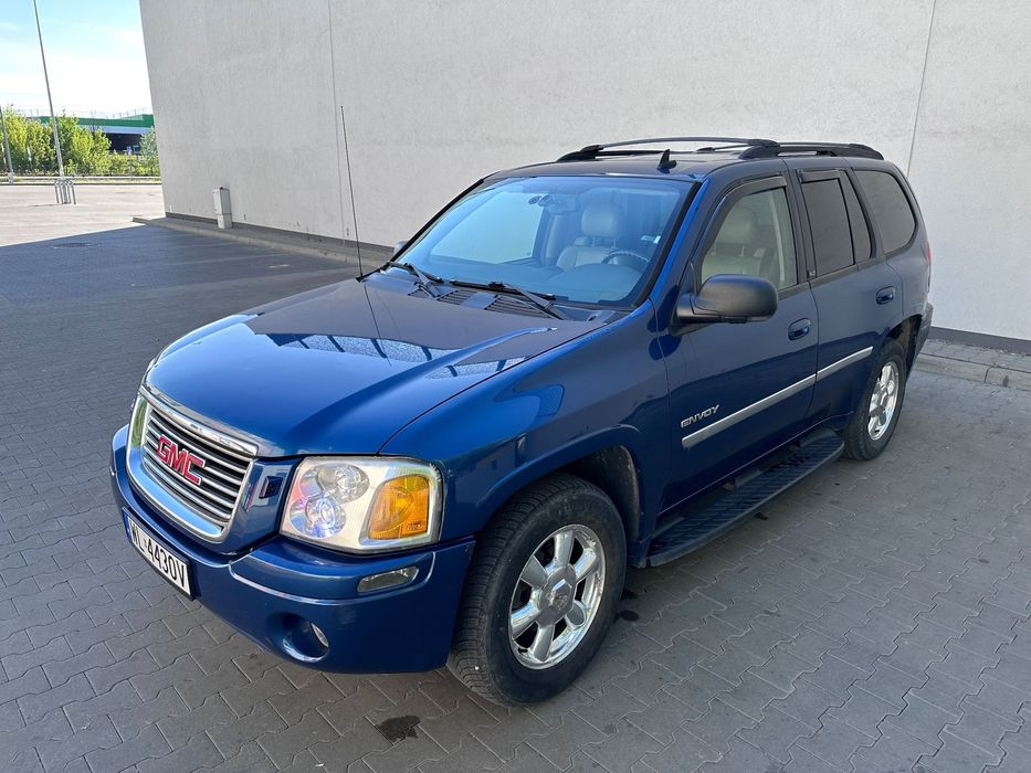 GMC Envoy SLT amerykański SUV z gazem