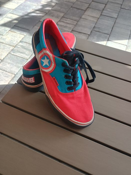 Trampki CROPP Marvel