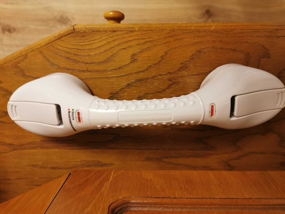 Uchwyt  na przyssawki  ze wskażnikiem  wanna prysznic