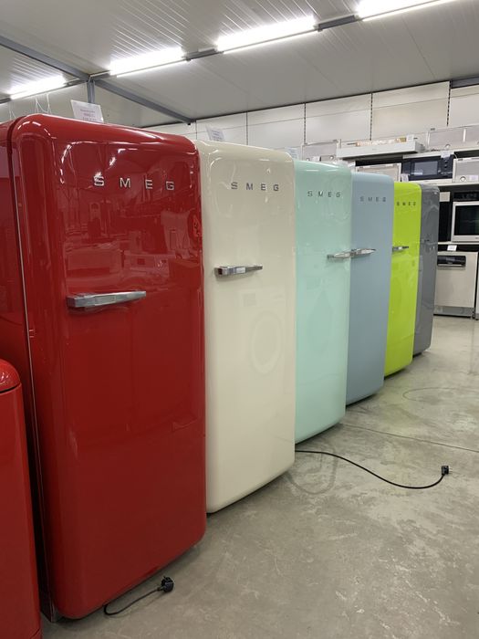Холодильник Smeg FAB 28
