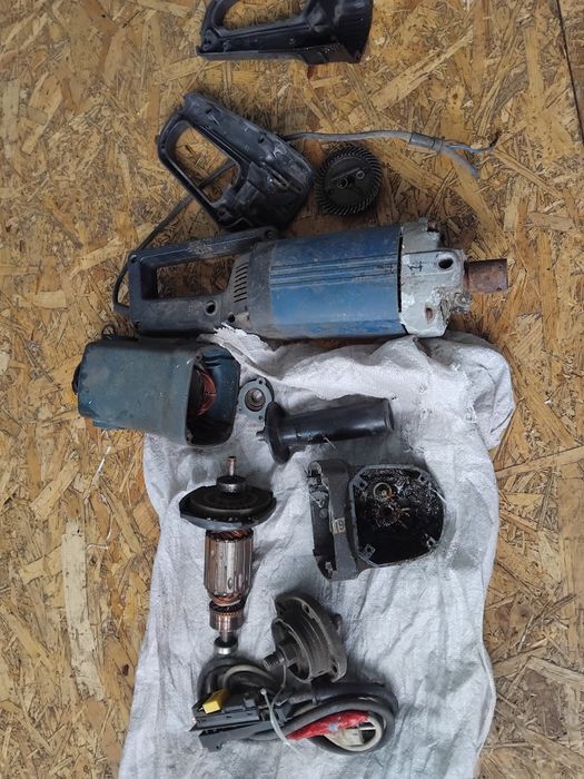 Турбина-болгарка рабочая. Угловая шлифовальная машина