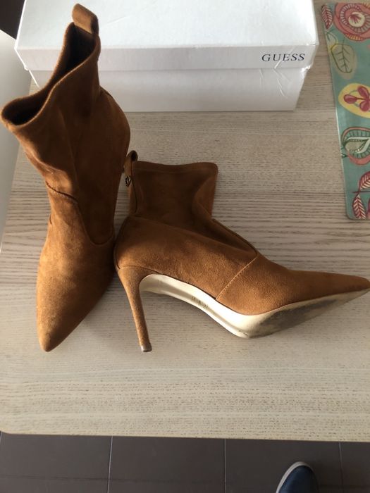 Botas Guess castanhas