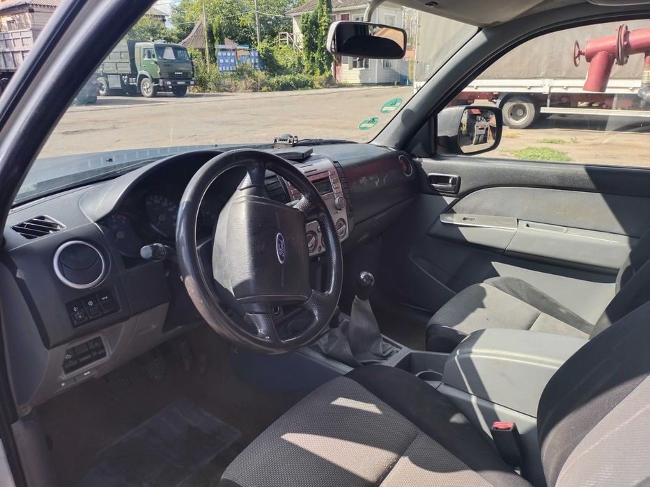 Ford ranger 4* 4