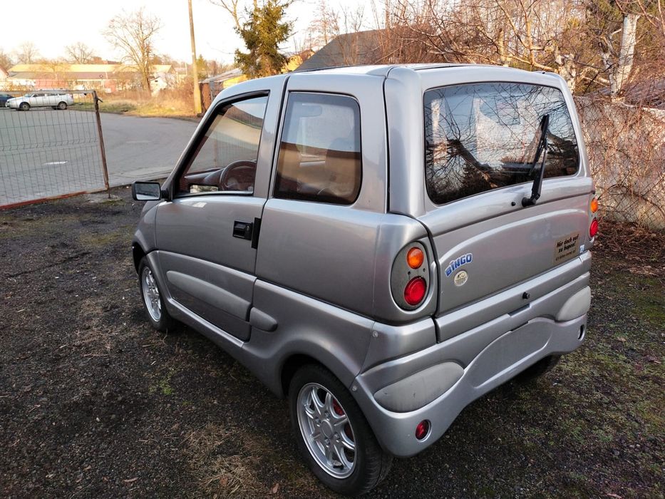 Tasso Bingo Microcar Aixam czterokolowiec lekki 45 km/h
