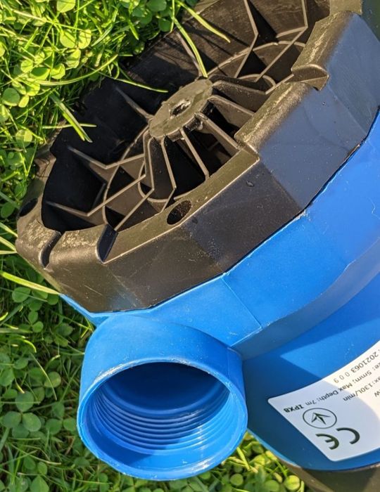 Польський насос , для поливу та відкачки брудної води.