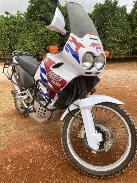 Honda XRV
