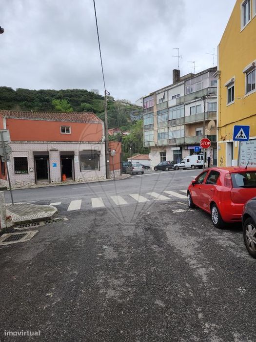 Loja  para venda — Mina De Água, Lisboa