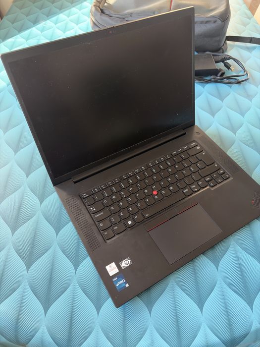 Lenovo X1 Extreme Gen5 - 15.6'