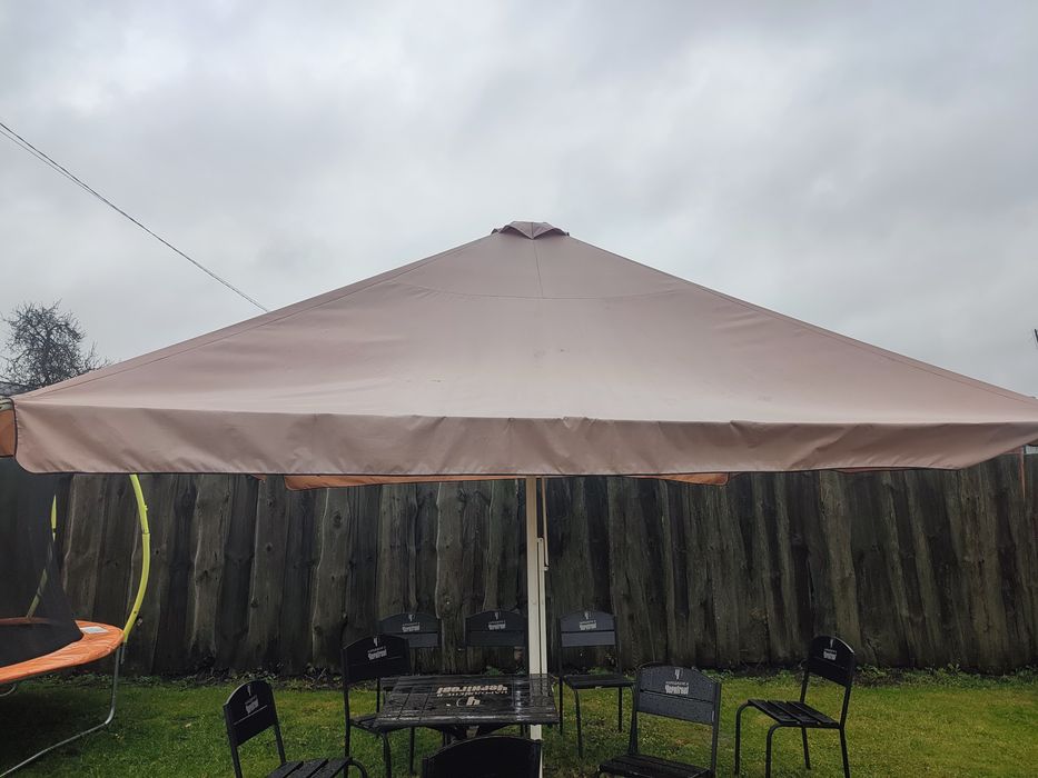 Продам парасолю 4*4