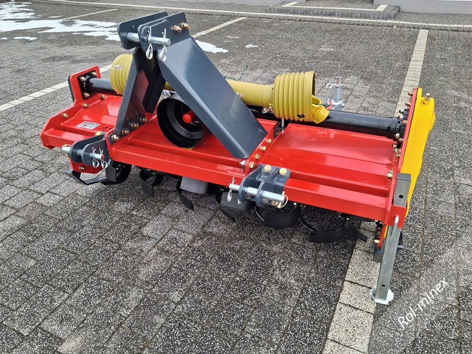Wzmocniona GLEBOGRYZARKA Grass-rol Transport