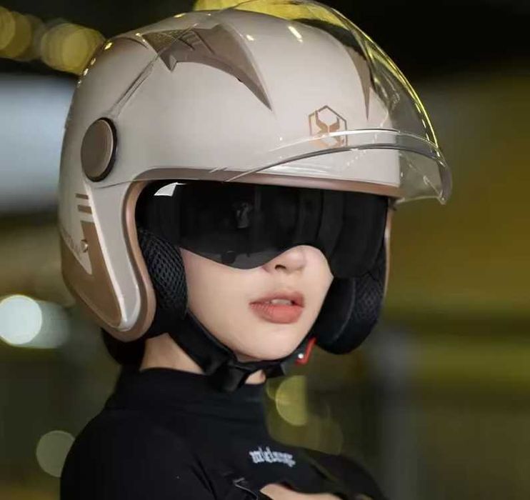 прокат мото екіпу  шолом, шлем