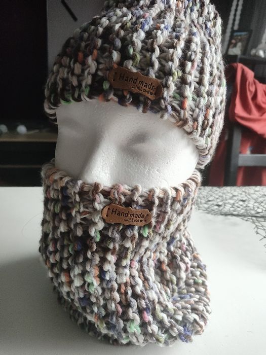 Komplety dziergane recznie