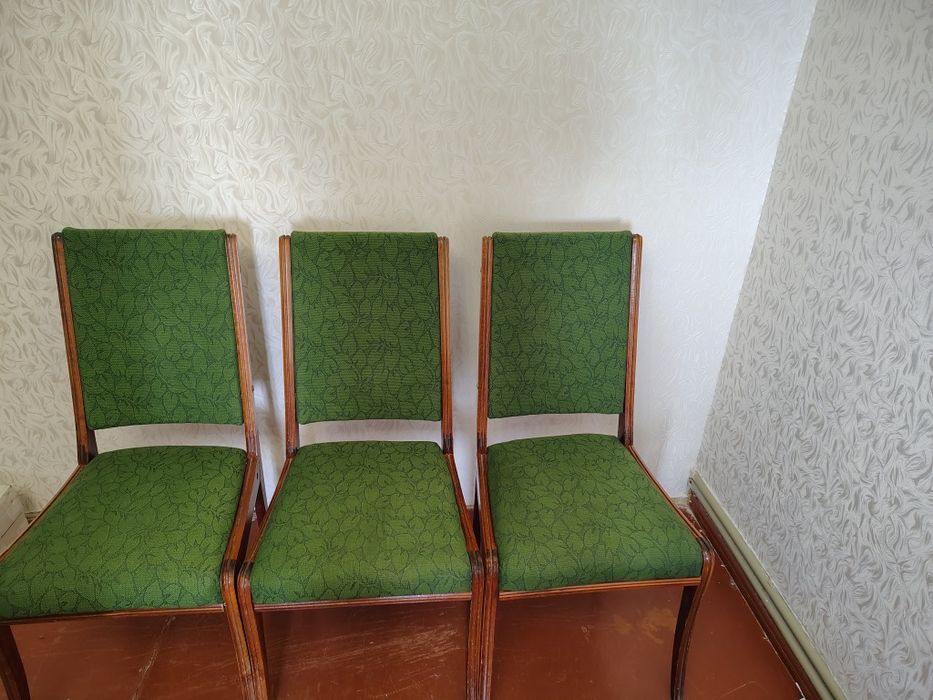 Продам стільці в хорошому стані