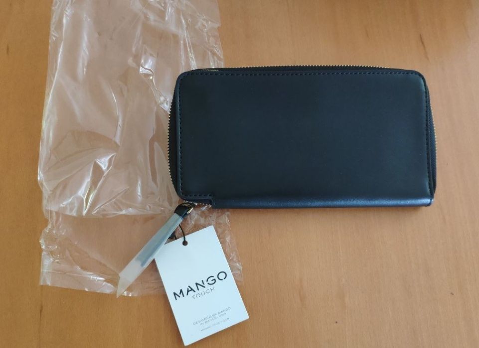 *NOVA* carteira preta MANGO