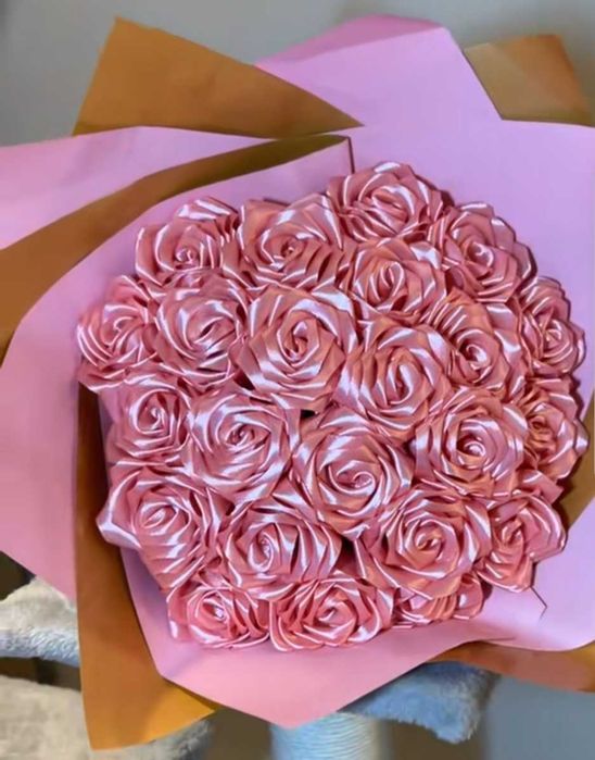 Bukiet róż wstążka