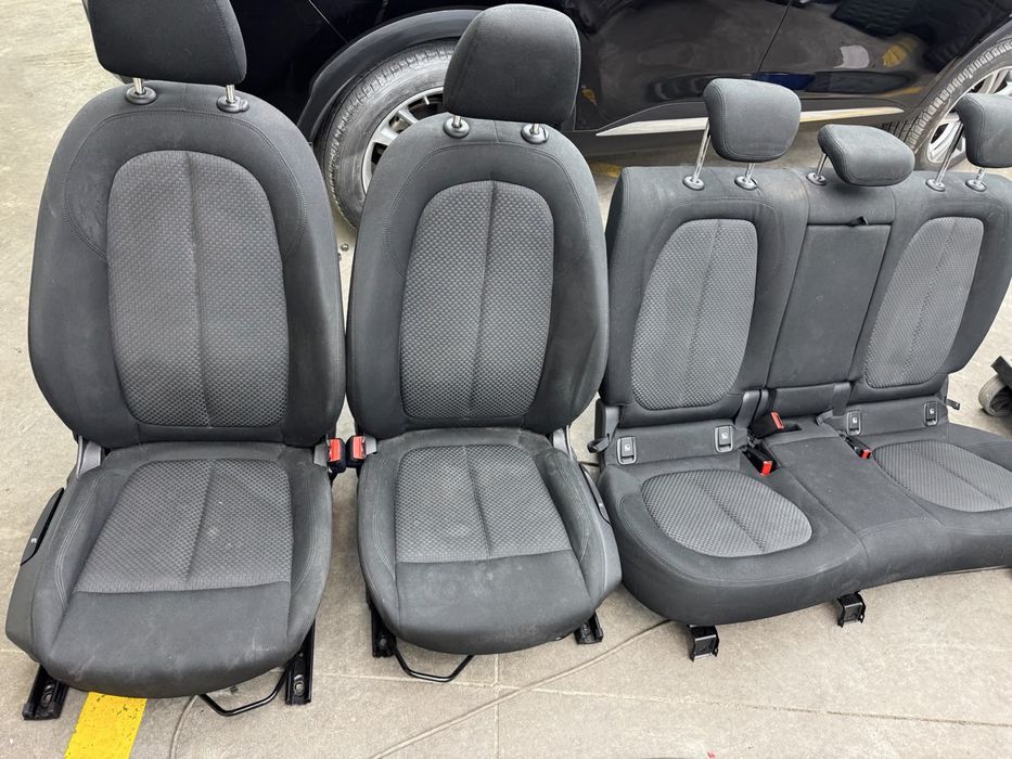 Bancos e forras de portas BMW X1 de 2020