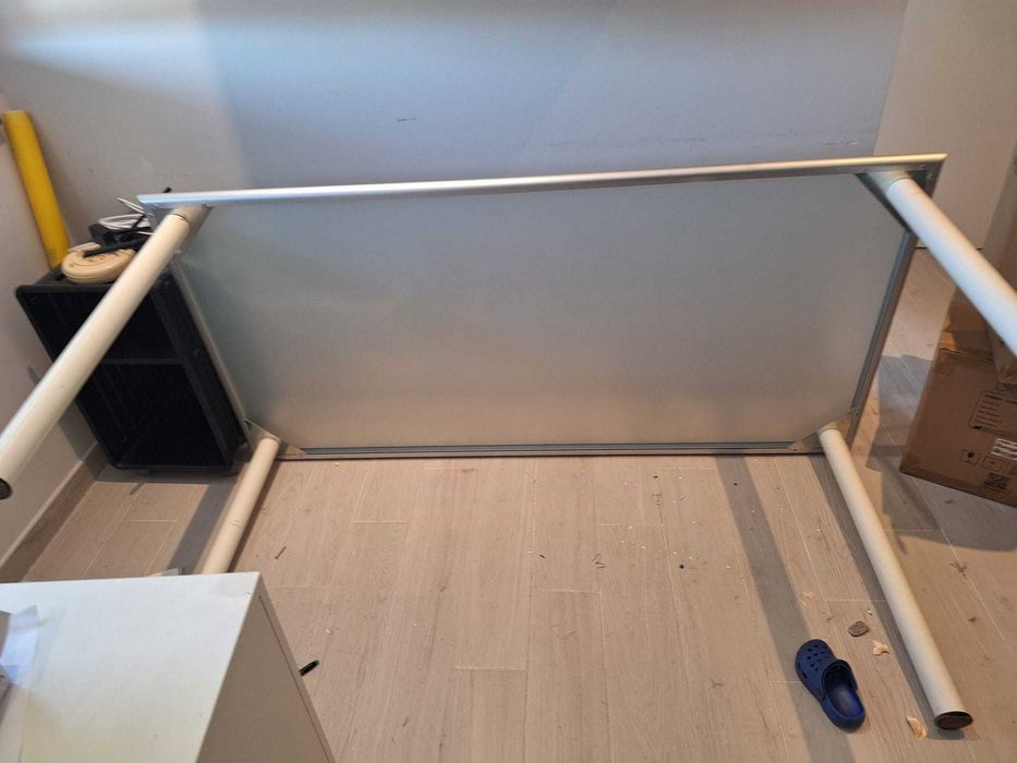 Mesa escritório vidro Ikea