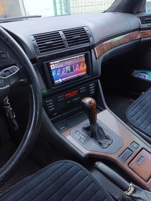 Продам BMW E39 M52tu