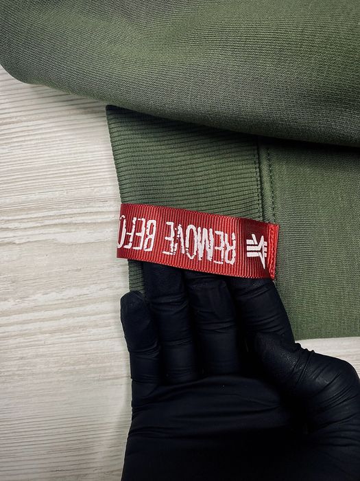 Кофта зимня Alpha Industries зелена оригінал