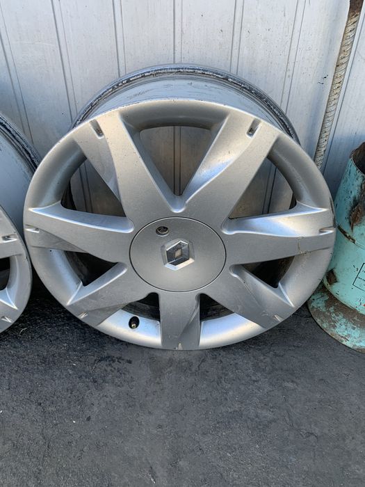 продам диски рено 4*100 R 17 на рено меган 2