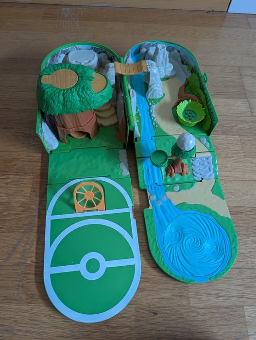 Mochila Pokémon transformável