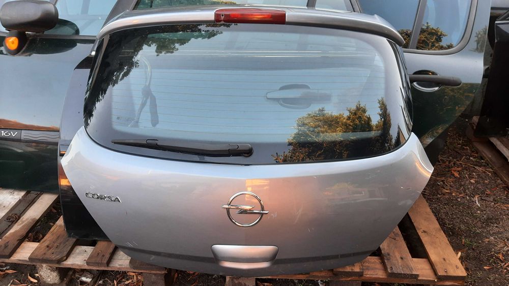 lak. Z157  Opel Corsa D 3d klapa tył w kolor do montażu