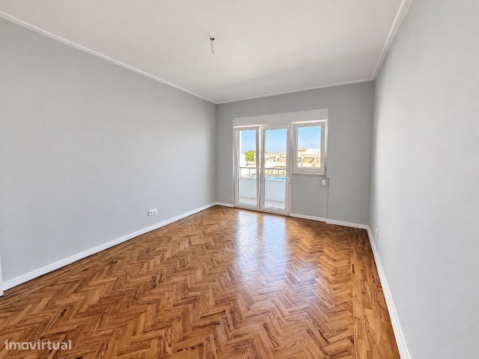 Apartamento T2 Arrendamento Almada