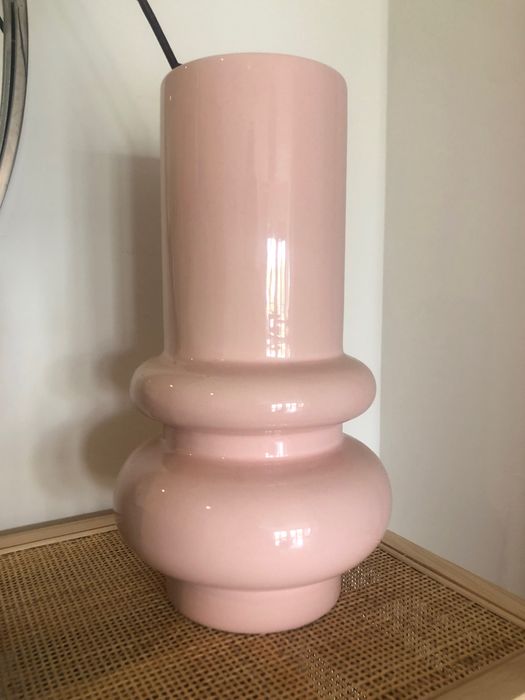 Jarra rosa de design luxo