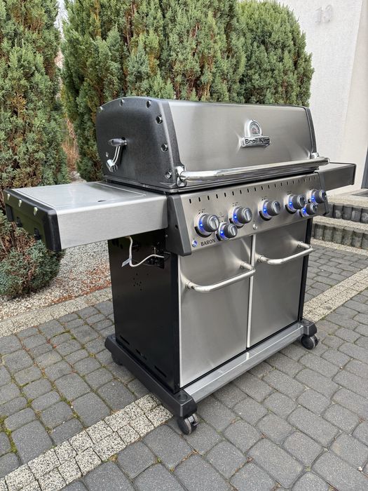 Grill Broil King Baron 590S z palnikiem IR