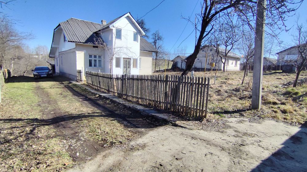 Продається будинок. Старуня. Газ. Вода. Ділянка 46 сот. Ліс. Ластівці