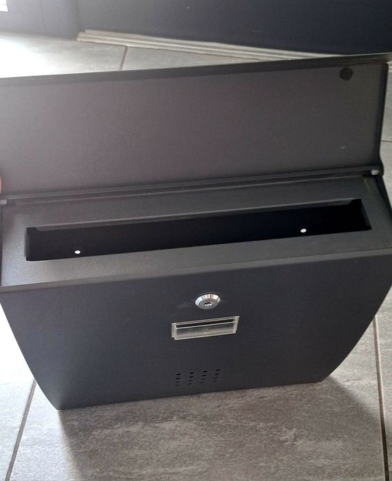 Skrzynka na listy. Antracyt.