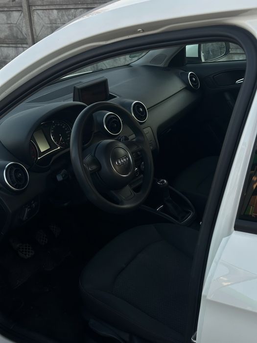 Audi A1 1.2 TFSI | 2013 | 151 tys. km | 5 drzwi | LED
