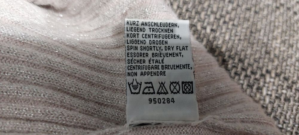 Golf sweter roz 40 różowy z srebrną nitką