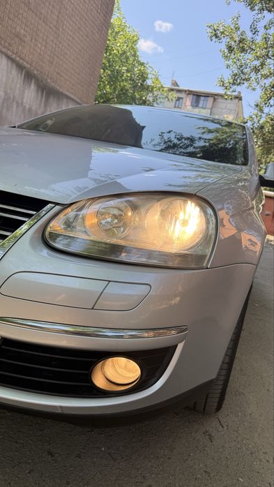 Volkswagen Jetta GLI
