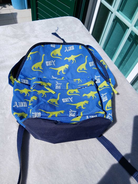 Mochila escolar azul com dinossauros kids