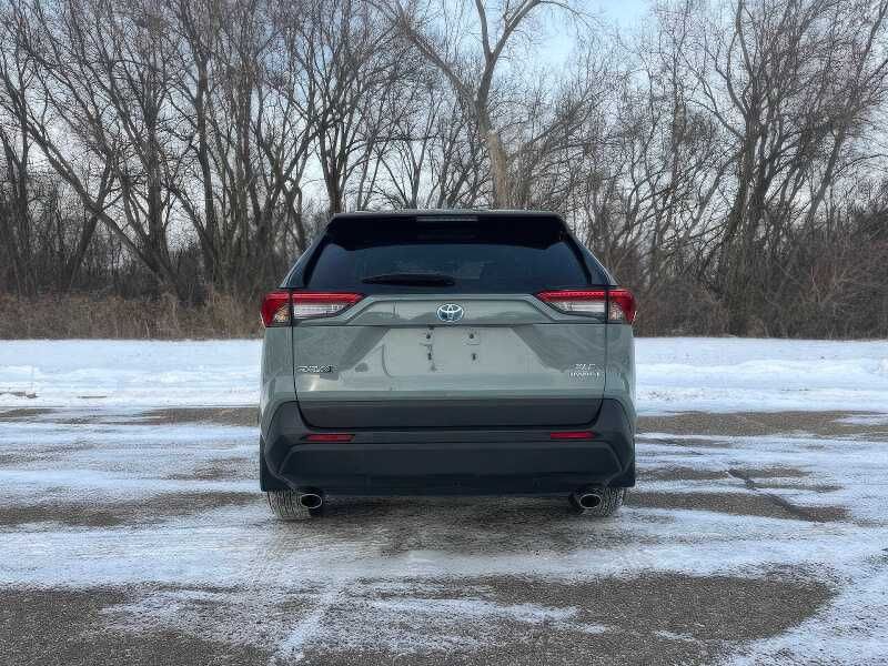 2023 Toyota RAV4 Hybrid XLE Premium