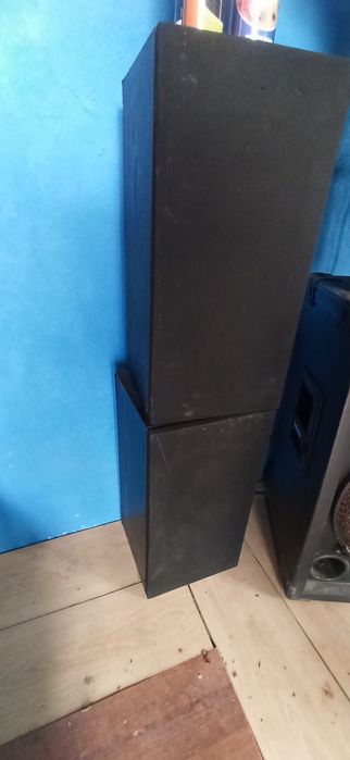 Colunas som  (TANNOY?
